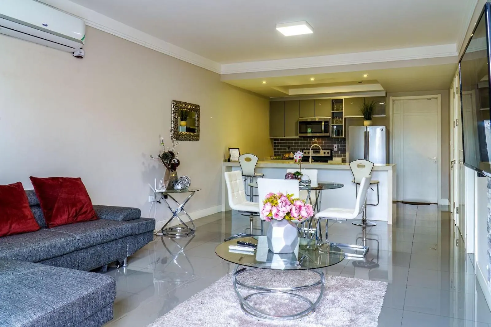 20South Lux Apartments 1Br 킹스톤